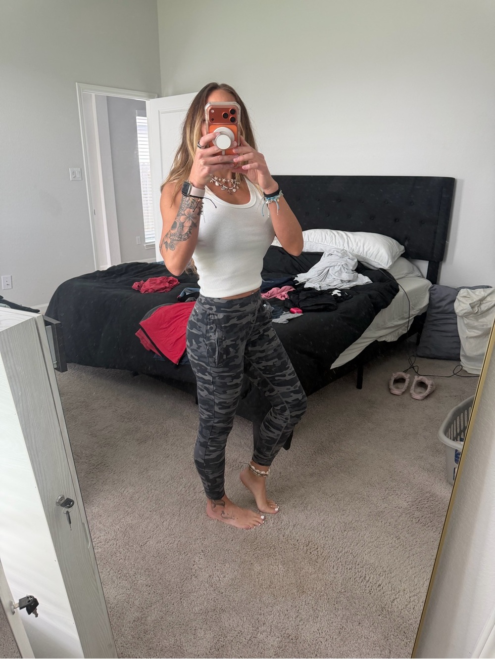 Alphalete Gray Camouflage Leggings